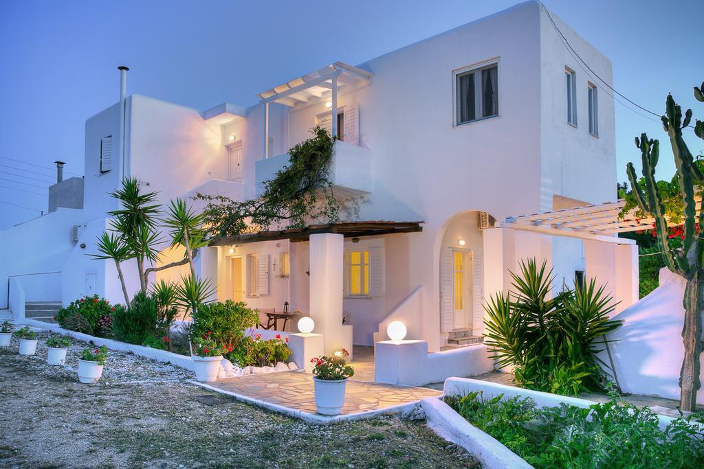 Paros Rita Studios Piso Livadi Værelse billede