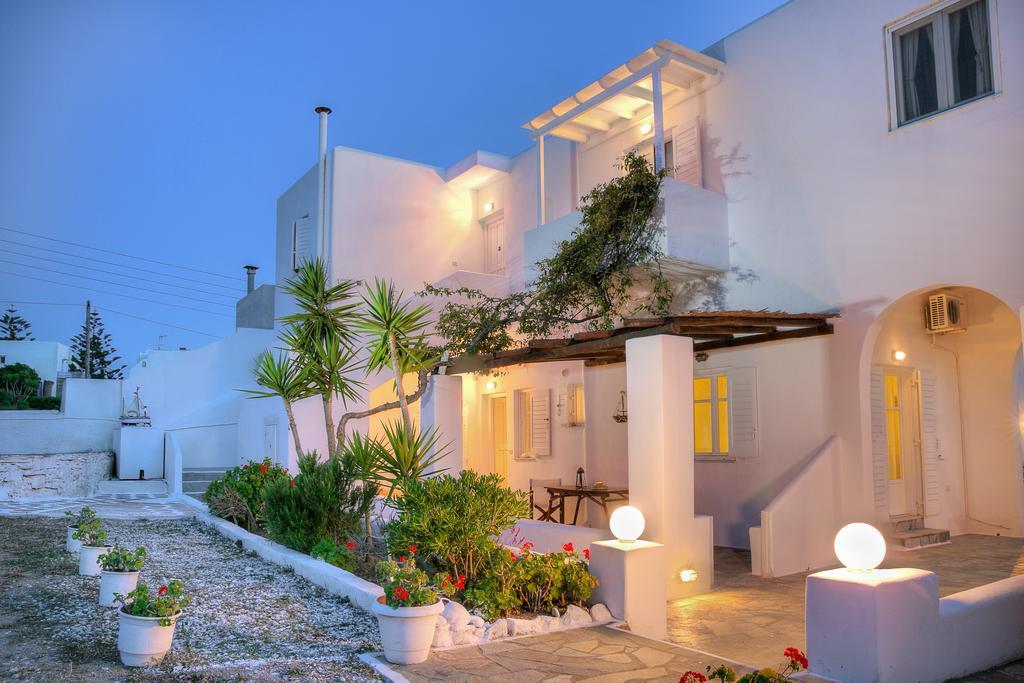 Paros Rita Studios Piso Livadi Værelse billede