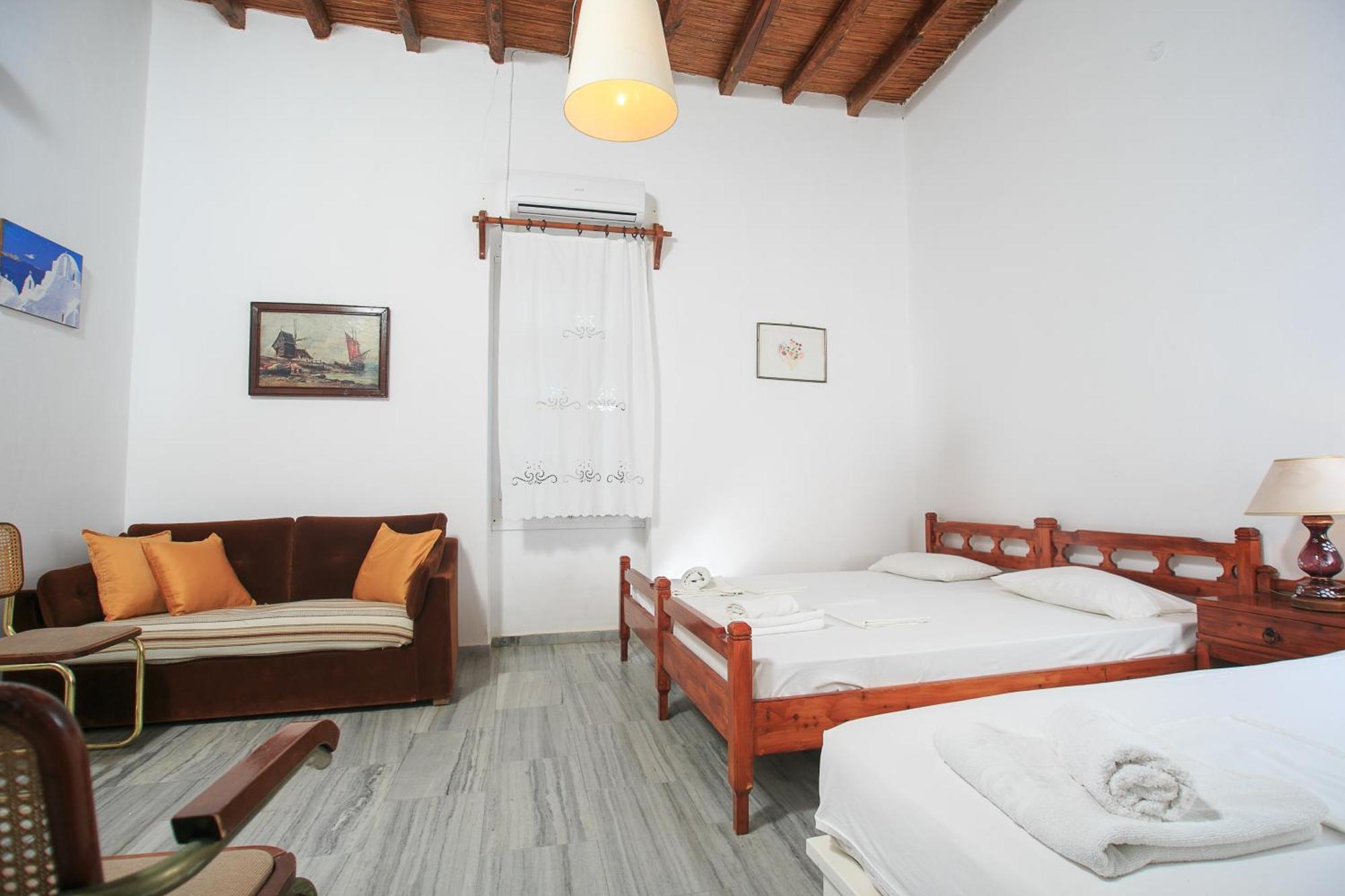 Paros Rita Studios Piso Livadi Værelse billede