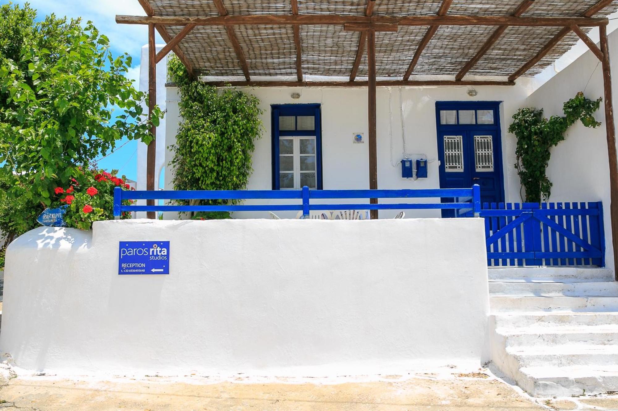 Paros Rita Studios Piso Livadi Værelse billede